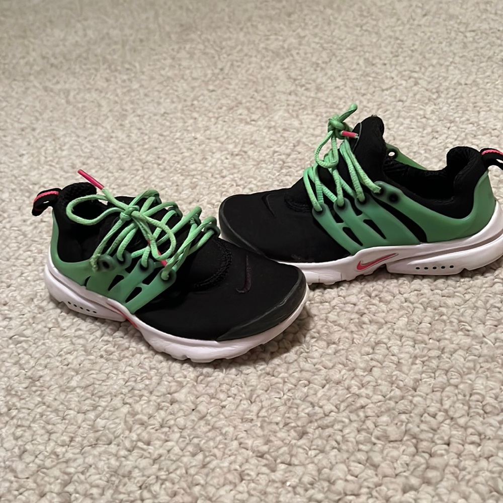 Kid Nike Presto Sneakers